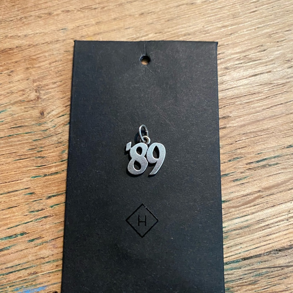 James Avery retired, sterling silver 89’ charm